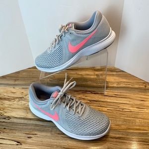Nike Revolution 4 Women’s Running Shoes Size 7.5